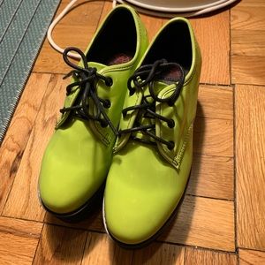 YRU Strange cvlt platforms